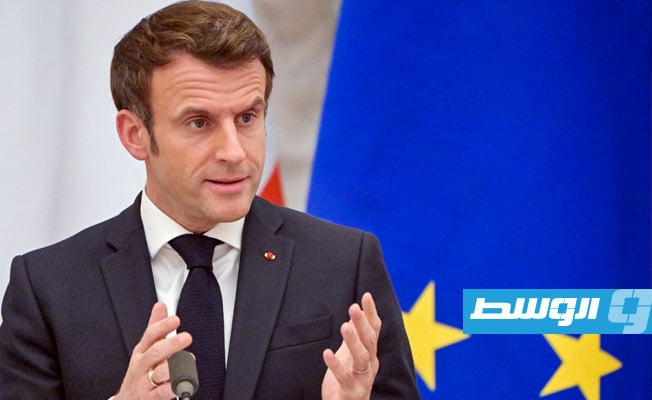 ماكرون يوضح موقف فرنسا من المشاركة في الضربات ضد الحوثيين