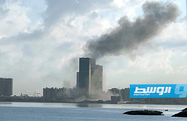 «الرئاسي» يدين قصف مطار معيتيقة والغارات الجوية على طرابلس