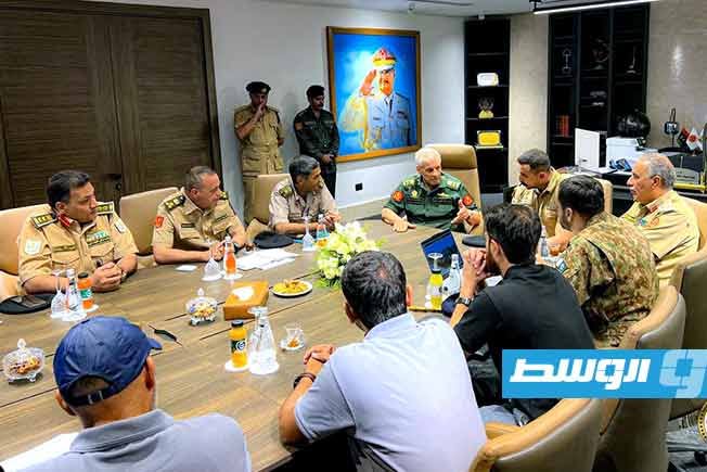 Al-Hassi Receives a Delegation from Pakistan's Armed Forces in Benghazi