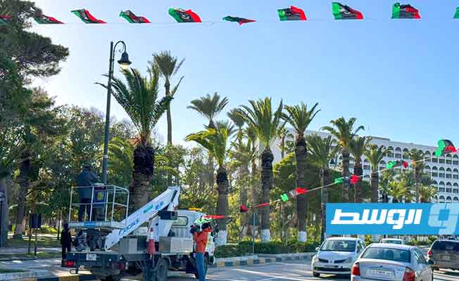 أعلام ليبيا تزين طرابلس، 22 ديسمبر 2023 (شركة الخدمات العامة)
