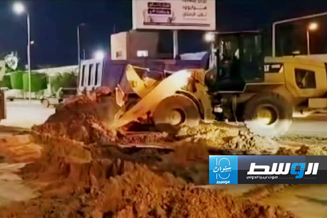 صيانة خط صرف صحي تسبب في زحام شوارع طرابلس