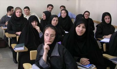 «الحجاب» يفجر مواجهات بين طلاب جامعة طهران