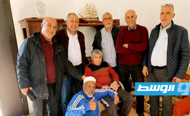 النجم الدولي السابق بنادي الاتحاد علي إبراهيم يتلقى زيارة معنوية من زملائه في رمضان