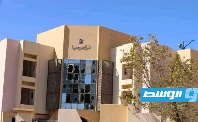 الزادمة يتفقد مشروعي تطوير فندق بيت سبها والجامعة