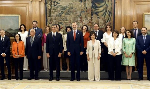 تضم 11 امرأة .. حكومة سانشيز النسائية بامتياز تقسم اليمين أمام ملك إسبانيا
