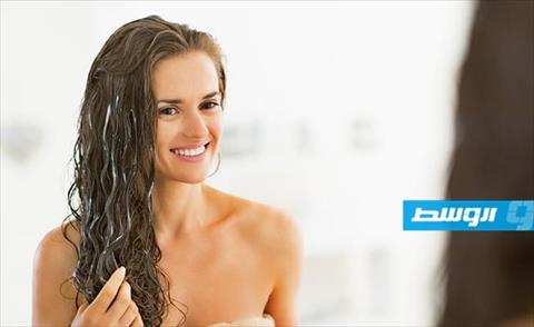 قناع طبيعي لتنعيم الشعر بديلا للبروتين