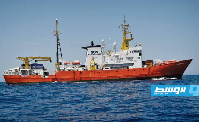 إيطاليا تستدعي السفير الفرنسي بشأن الخلاف حول سفينة مهاجرين أنقذوا قبالة ليبيا