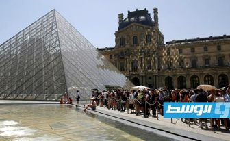 متحف اللوفر في باريس يستعيد مستوى الارتياد المسجل قبل «كوفيد»