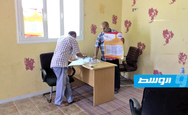 اللجنة الفرعية لانتخابات بلدية بني وليد تبحث ترتيبات العملية الانتخابية