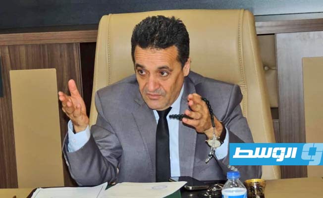الغويل يبحث المشاكل التي تواجه المرضى الليبيين في مصر