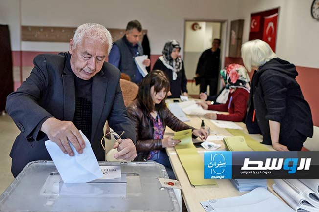 إغلاق مكاتب الاقتراع في الانتخابات البلدية بتركيا