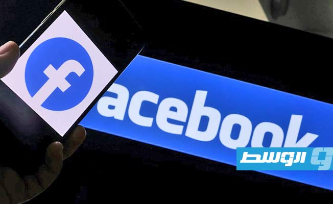 الشباب كلمة السر في صراع «فيسبوك» و«تيك توك»