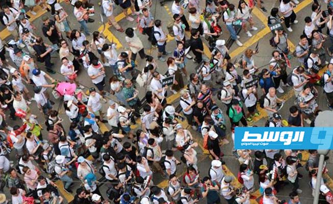 عدد من المشاركين في تظاهرات هونغ كونغ، 12 يونيو 2019 (الإنترنت)