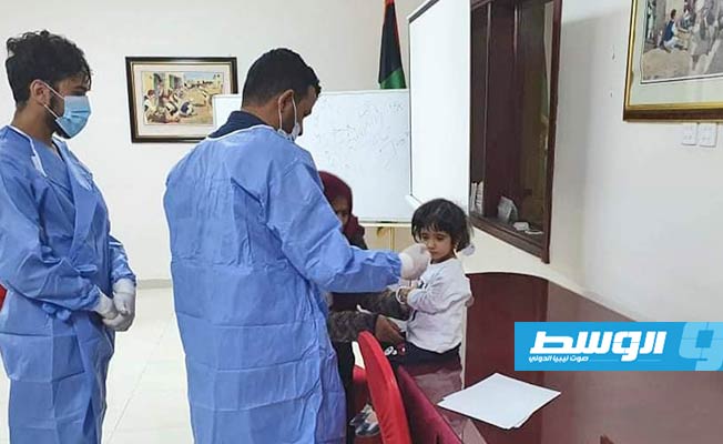 إجراء فحوصات طبية للمرضى العائدين من مصر في البيضاء