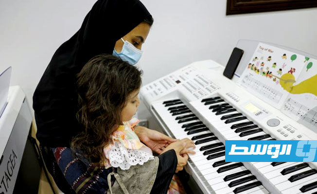سعوديون يستثمرون في أبنائهم بتعلم الموسيقى