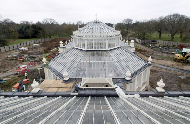 لندن تعيد افتتاح أكبر بيت زجاجي للنباتات