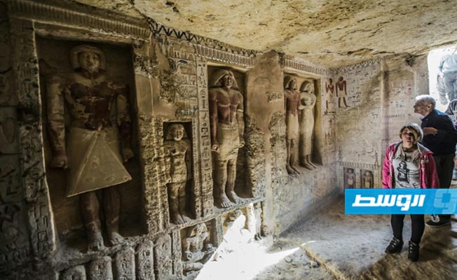 مصر تكتشف مقبرة تعود لأكثر من 4400 عام بسقارة