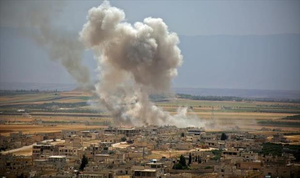 المرصد السوري: مقتل 25 مدنيًا في قصف لقوات النظام وروسيا في إدلب