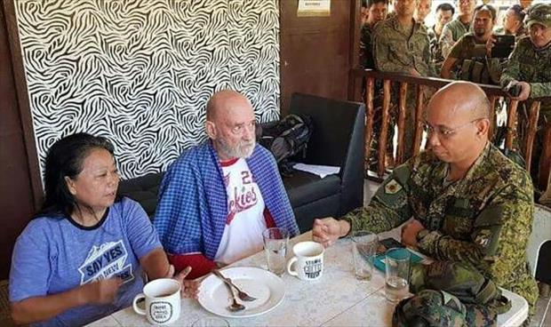 تحرير سائح بريطاني وزوجته من قبضة «داعش» في الفلبين