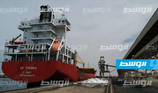 تصدير 9 آلاف طن «يوريا» من ميناء البريقة إلى تونس والمغرب