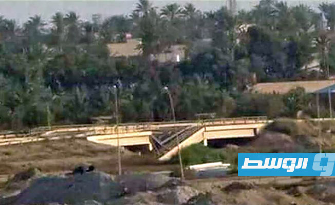 الثني يوجه بإعادة بناء جسر في بنغازي تعرض لتفجير العام 2017