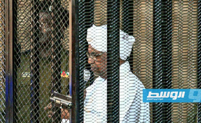 «فرانس برس»: الرئيس السوداني السابق عمر البشير ينتظر حكما في قضية فساد