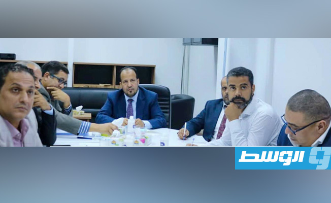الزناتي يناقش آلية تدشين غرفة طوارئ مشتركة بين وزارتي الصحة الليبية والمصرية