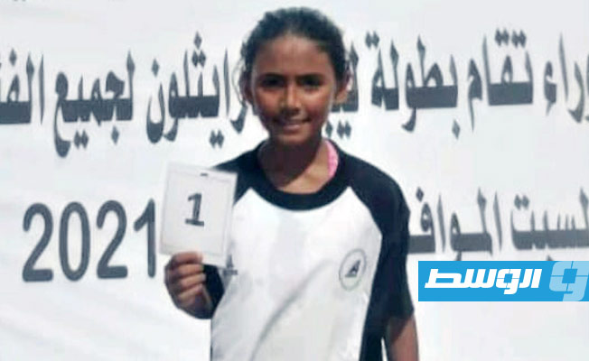 كريمة صوان تلفت الأنظار في بطولة ليبيا للترايثلون