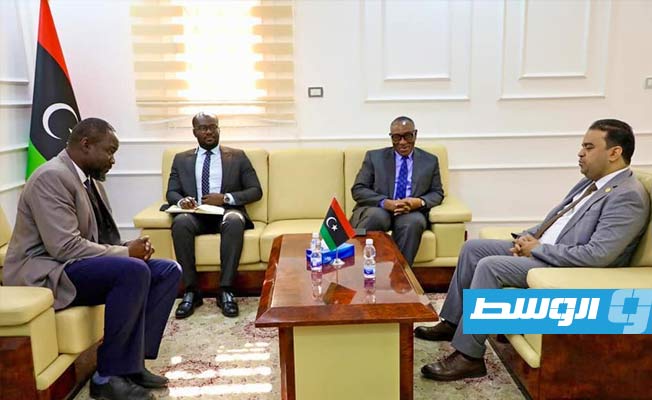 العابد يشيد بدور سفير غانا في تعزيز العلاقات مع ليبيا
