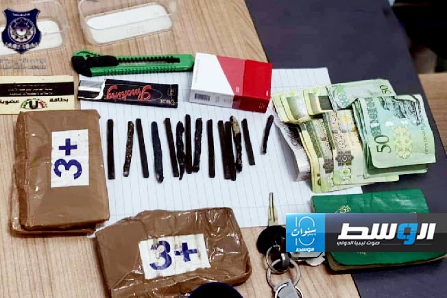 ضبط تاجر مخدرات في بنغازي