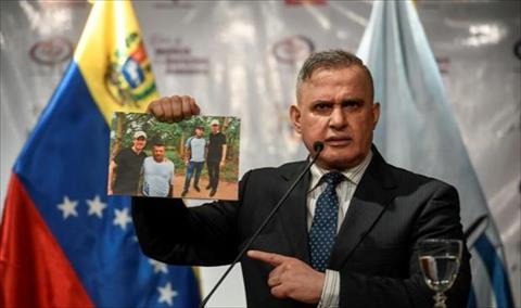 صورة مع مهربي مخدرات.. المدعي العام الفنزويلي يلاحق زعيم المعارضة بتهمة جديدة