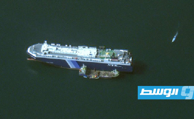 شركات شحن عملاقة تعلن تعليق مرور سفنها عبر البحر الأحمر بعد هجمات الحوثيين