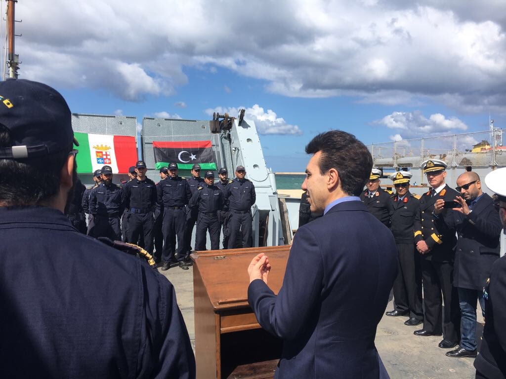 سفينة إيطالية تغادر ليبيا بعد 6 أشهر من العمل مع القوات البحرية وخفر السواحل