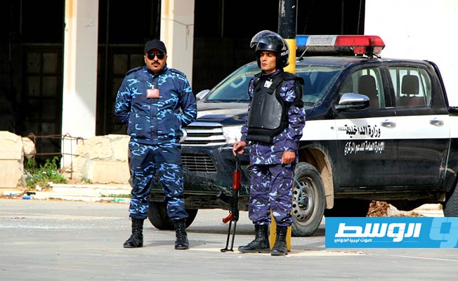 إجراءات أمنية مشددة في محيط جلسة النواب بمدينة سرت (صور)