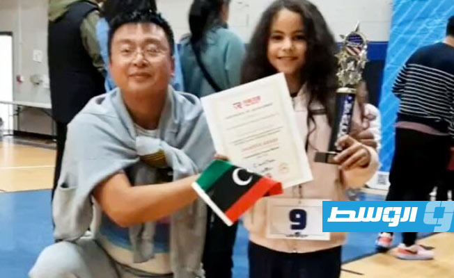 الطفلة الليبية ميرال خالد تتحصل على الترتيب الثاني في مسابقة دولية للذكاء الصناعي.(وال)