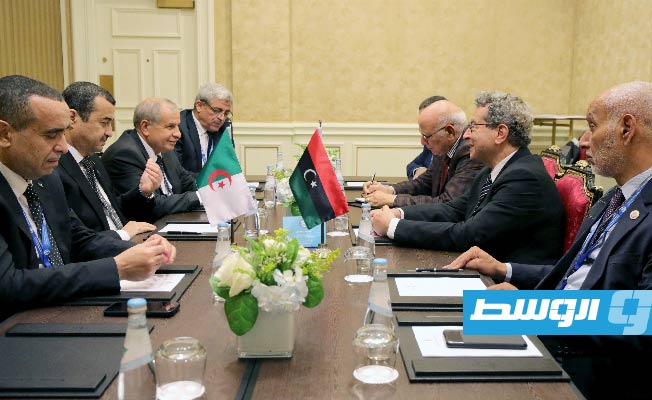 عون يحث الشركات الجزائرية على استكمال استكشافاتها النفطية في ليبيا