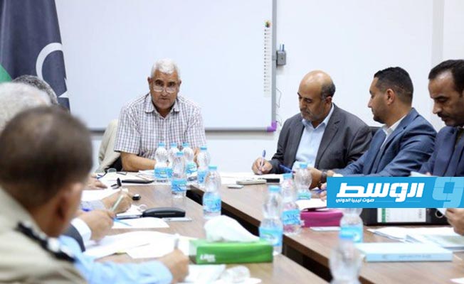 اجتماع بحكومة الوفاق لحل أزمة انقطاع الكهرباء وإمدادات المياه