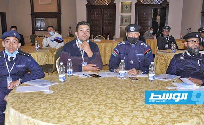 فعاليات ورشة العمل المقامة بفندق «كورنثيا» في طرابلس يومي 15 و16 ديسمبر الجاري. (وزارة الداخلية)