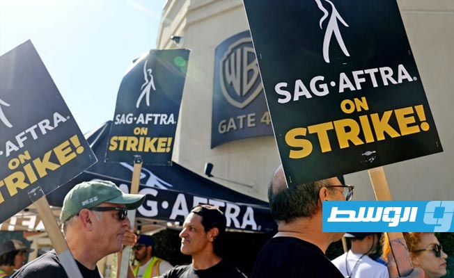 نقابة الممثلين الأميركيين تواصل مفاوضاتها مع هوليوود لإنهاء الإضراب