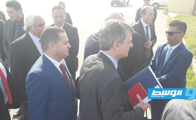 وزير الخارجية اليوناني يصل إلى بنغازي
