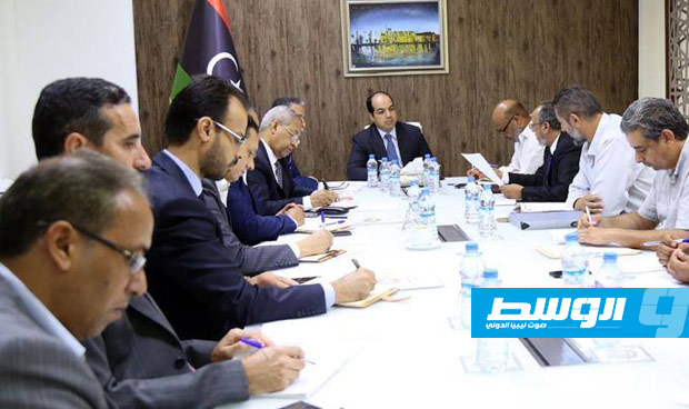 اجتماع حكومي في طرابلس يبحث أسباب توقف إمدادات المياه لمدن الساحل