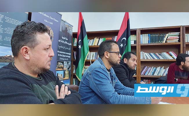 جانب من اجتماع لجنة مشروع ساحل برقة يقام بين مصلحة الآثار الليبية وجامعتي ساوثهمتون واليستر البريطانيتين (فيسبوك)