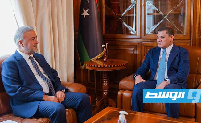 التطورات السياسية والانتخابات محور لقاء الدبيبة وسفير تركيا لدى ليبيا
