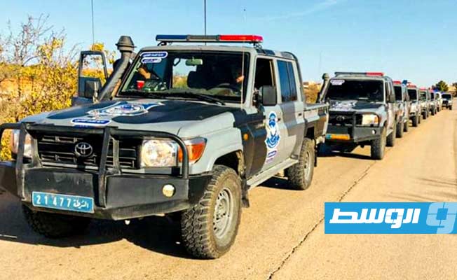 جانب من الحملة ضد التعديات على مسارات نقل المياه في طرابلس. (وزارة الداخلية)