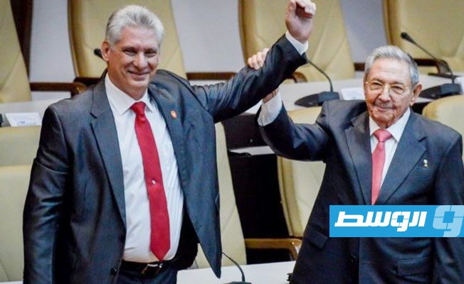 كوبا: «ديناصورات» الحزب الحاكم يغادرون المشهد السياسي