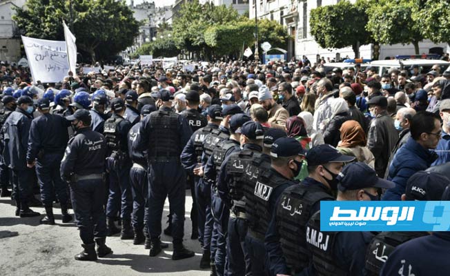 مسيرة جديدة للطلاب في الحراك الجزائري