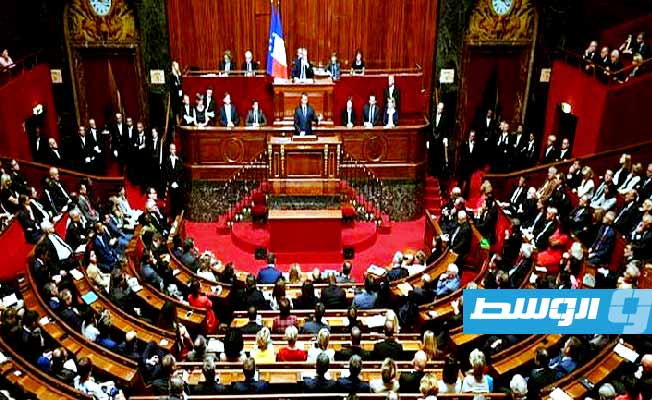 أزمة مهاجري «أوشن فايكينغ» القادمين من ليبيا تدخل مجلس الشيوخ الفرنسي