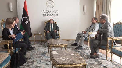 جانب من لقاء رئيس المجلس الأعلى للدولة خالد المشري والمبعوث الخاص الفرنسي لليبيا بول سولير (صفحة المجلس على فيسبوك)