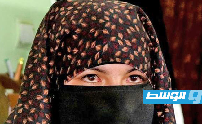 قمر.. مراهقة أفغانية تروي تفاصيل قتلها مسلحين من «طالبان» اقتحما منزلها واغتالا والديها