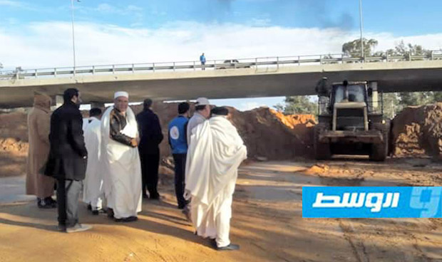 إزالة السواتر الترابية وفتح الطريق الرابط بين طرابلس وترهونة